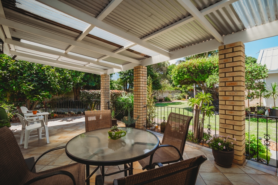 5 Bedroom Property for Sale in Heather Park Western Cape